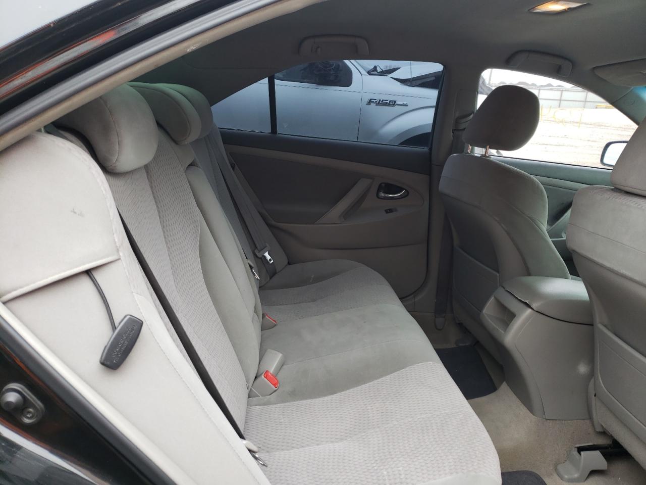 Photo 6 from auction – 2011 TOYOTA CAMRY BASE with VIN 4T1BF3EK2BU177501