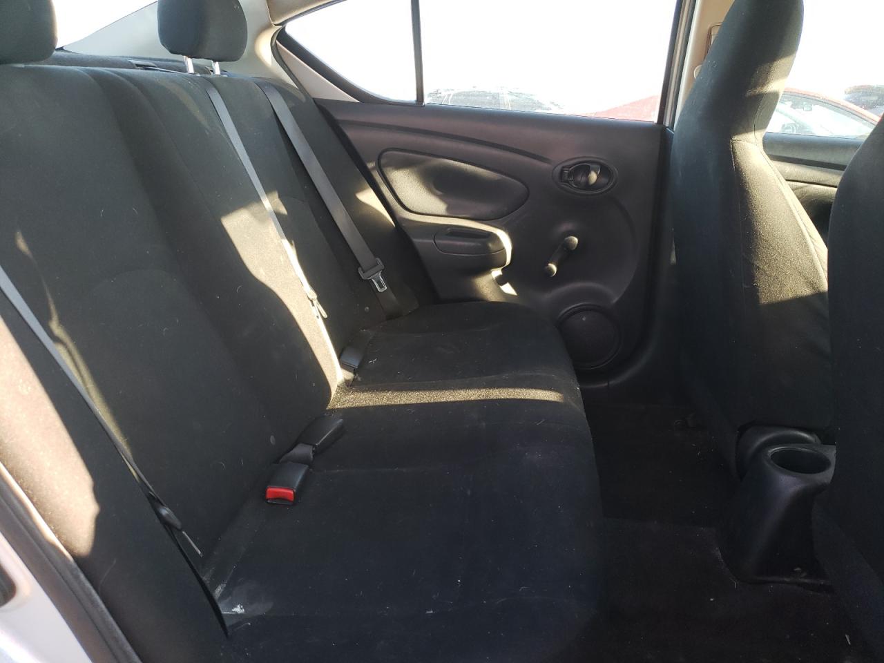 Photo 6 from auction – 2013 NISSAN VERSA S with VIN 3N1CN7AP4DL828874