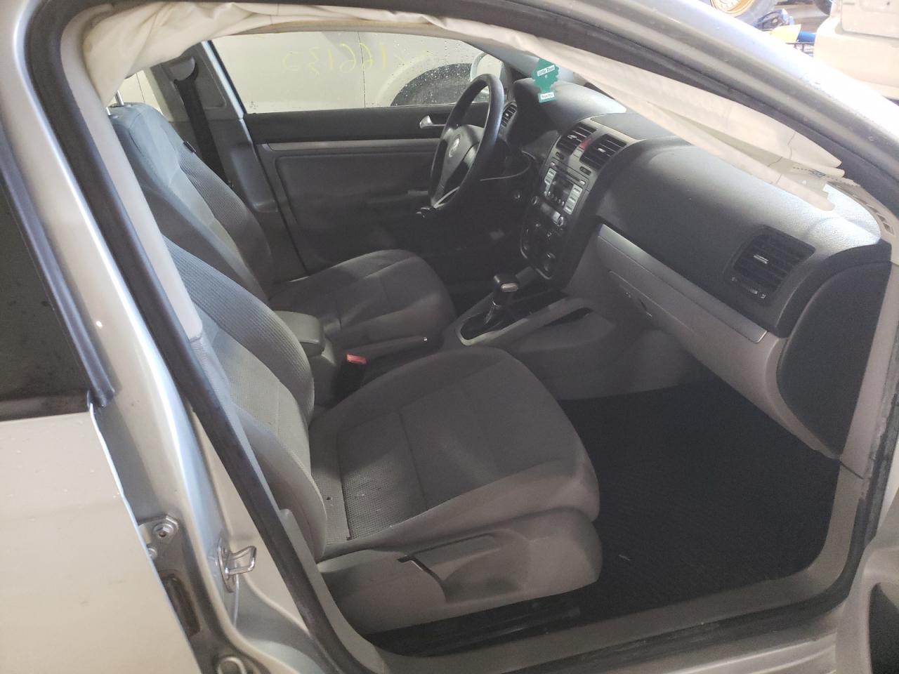 Photo 5 from auction – 2008 VOLKSWAGEN JETTA S with VIN 3VWJM71K08M047987