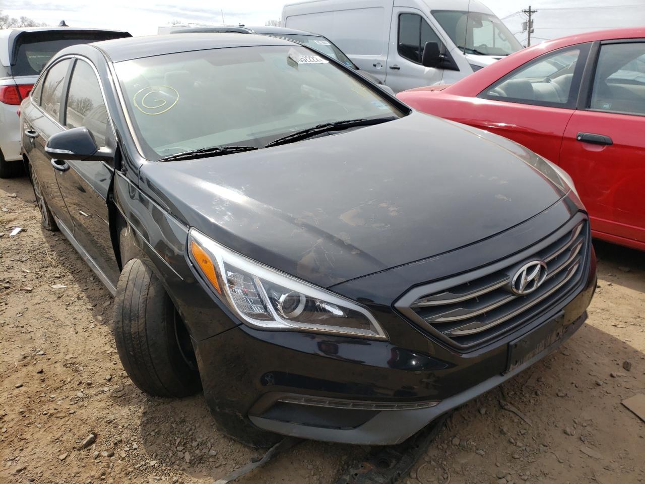 HYUNDAI SONATA SPO 2015 with VIN 5NPE34AF4FH077943 - Photo from auction