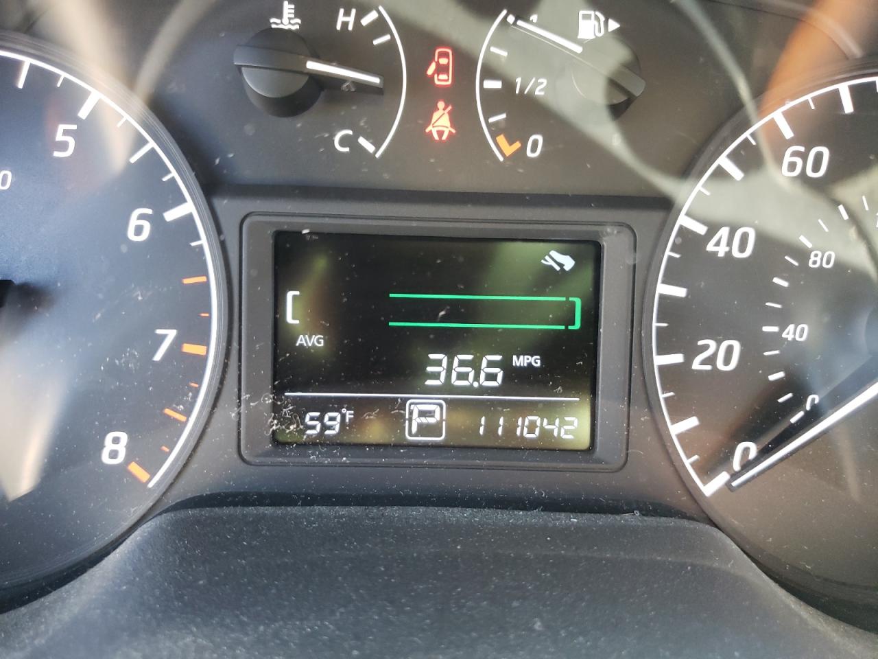 Photo 8 from auction – 2014 NISSAN SENTRA S with VIN 3N1AB7AP1EY322813