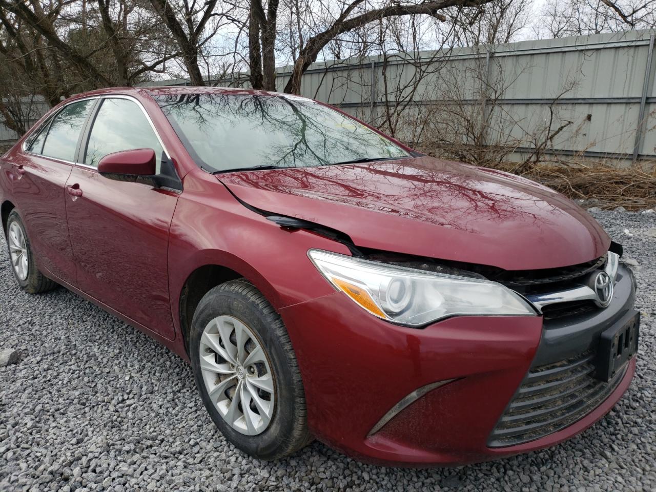 Photo 1 from auction – 2015 TOYOTA CAMRY LE with VIN 4T1BF1FK6FU880527
