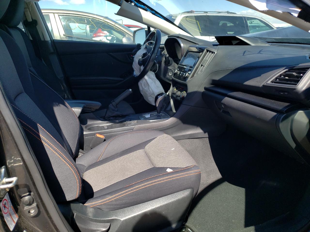 Photo 5 from auction – 2018 SUBARU CROSSTREK with VIN JF2GTABC9JH308422