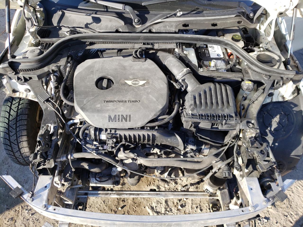 Photo 7 from auction – 2016 MINI COOPER with VIN WMWXU1C5XG2D09439