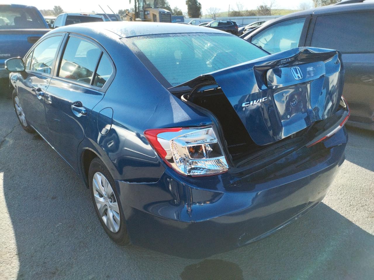 Photo 3 from auction – 2012 HONDA CIVIC LX with VIN 19XFB2F51CE367794