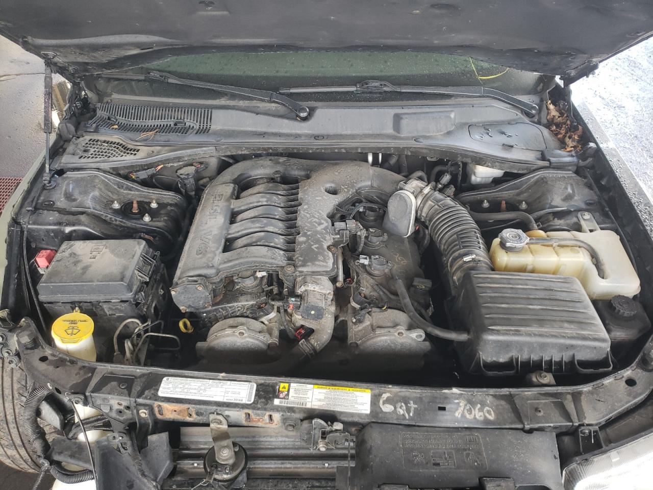 Photo 7 from auction – 2009 CHRYSLER 300 LIMITE with VIN 2C3LA33V39H527868
