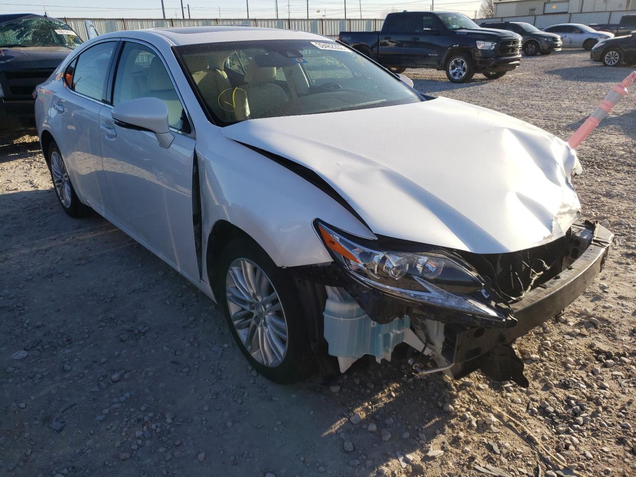 LEXUS ES 350 2016 with VIN 58ABK1GG4GU014731 - Photo from auction