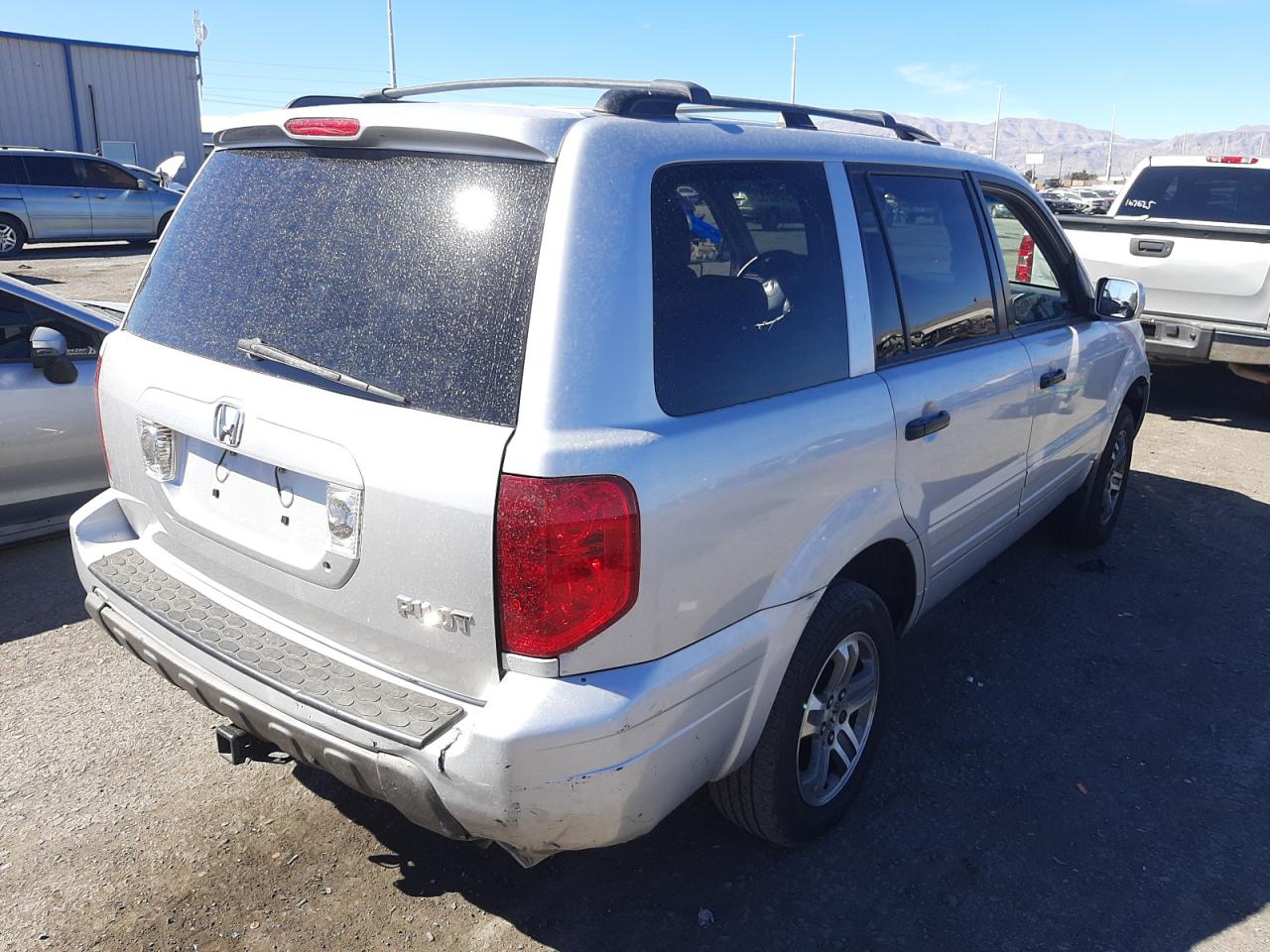Photo 4 from auction – 2004 HONDA PILOT EXL with VIN 2HKYF18744H561089