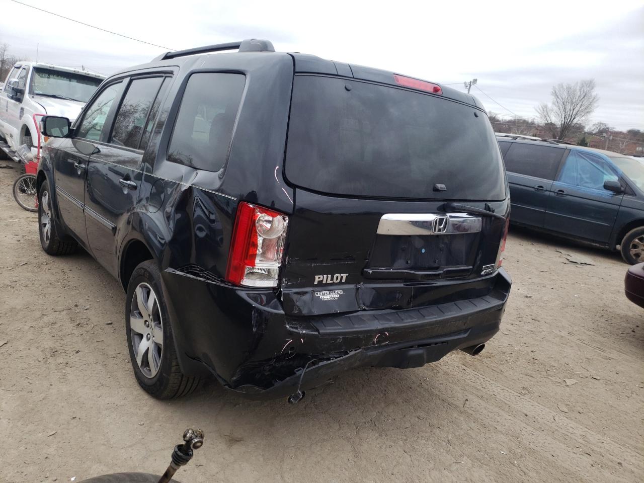Photo 9 from auction – 2015 HONDA PILOT TOUR with VIN 5FNYF4H95FB030603