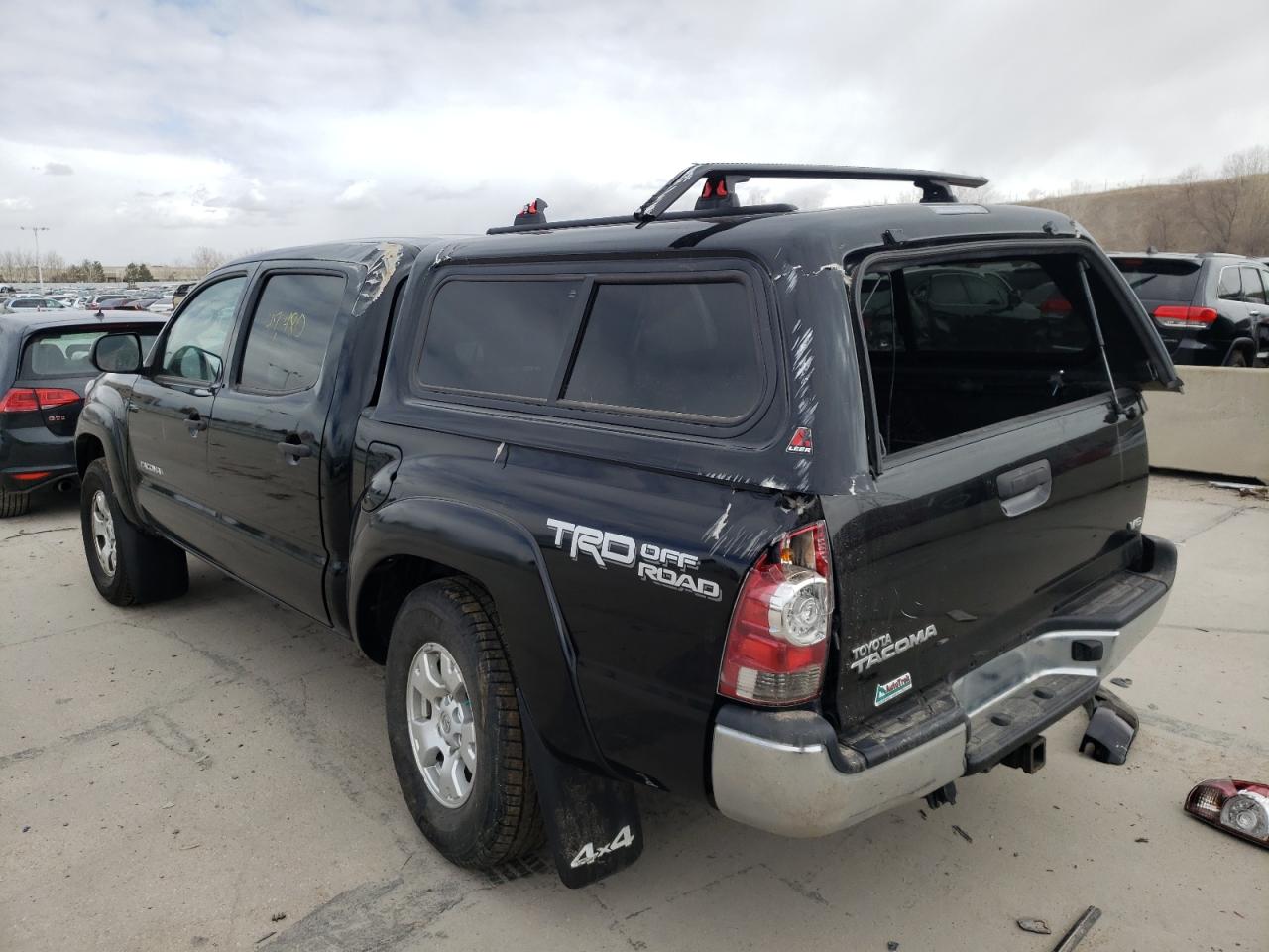 Photo 3 from auction – 2015 TOYOTA TACOMA DOU with VIN 5TFLU4EN1FX142452