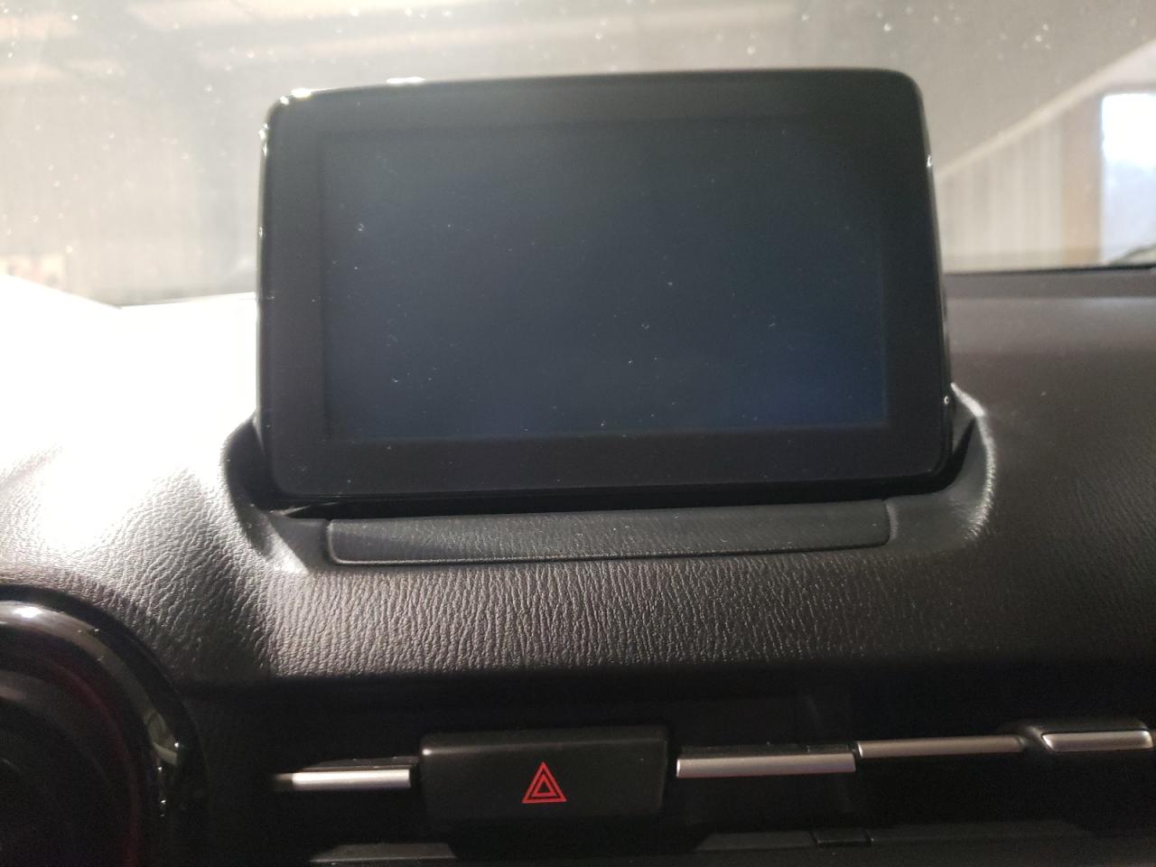 Photo 9 from auction – 2018 MAZDA CX-3 SPORT with VIN JM1DKFB77J1305094