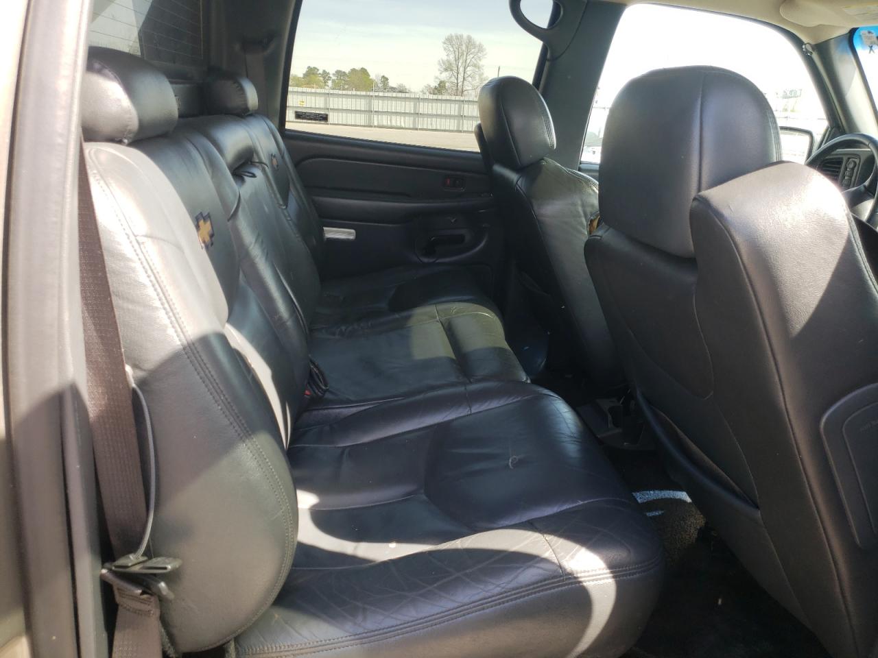 Photo 6 from auction – 2002 CHEVROLET AVALANCHE with VIN 3GNEK13T12G284739