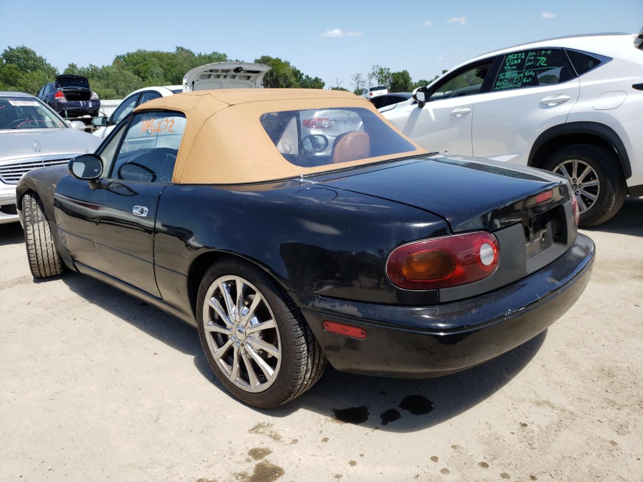 Photo 3 from auction – 1996 MAZDA MX-5 MIATA with VIN JM1NA3530T0705912