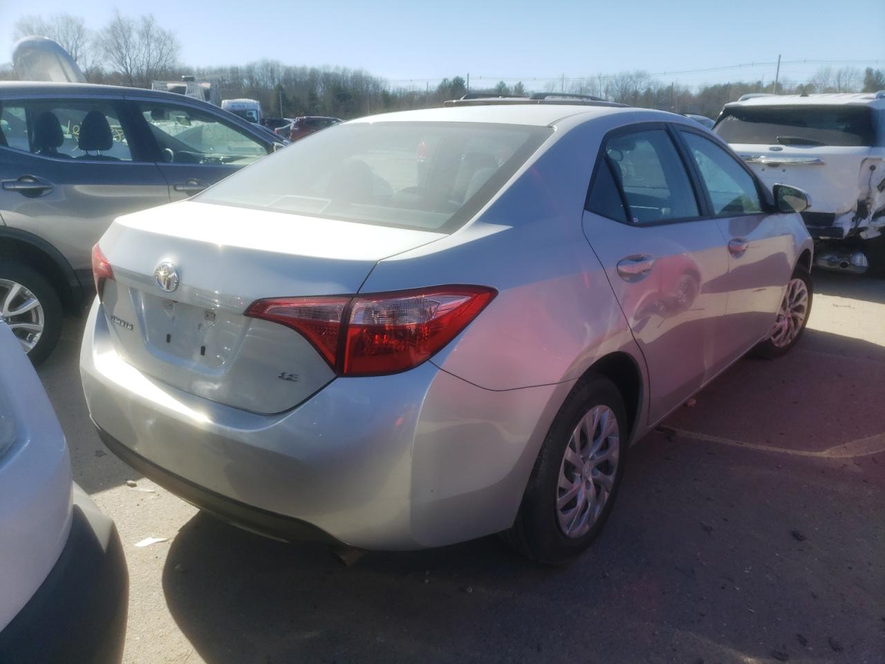 Photo 4 from auction – 2019 TOYOTA COROLLA L with VIN 5YFBURHE1KP929009
