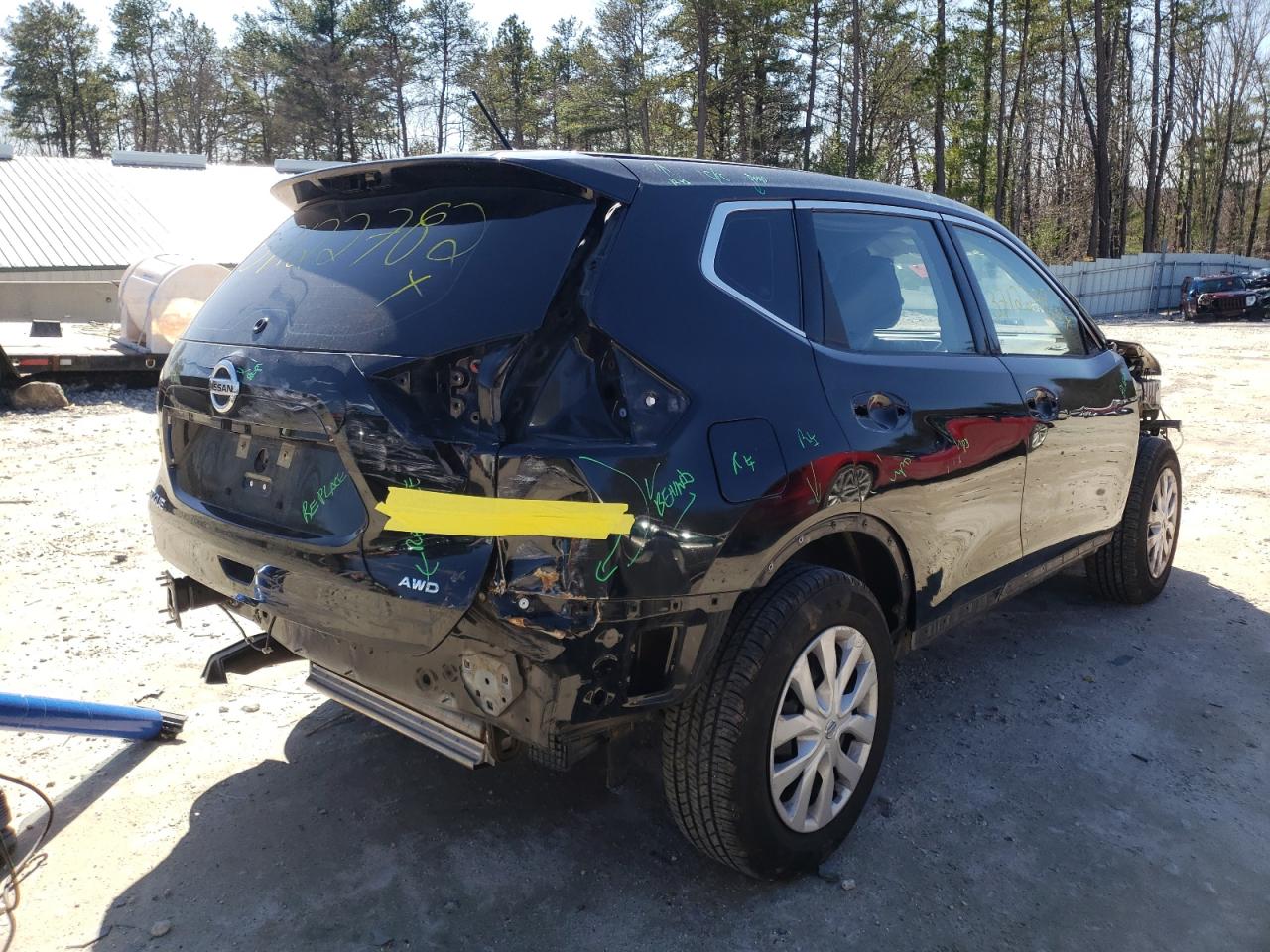 Photo 4 from auction – 2015 NISSAN ROGUE with VIN KNMAT2MV0FP524133