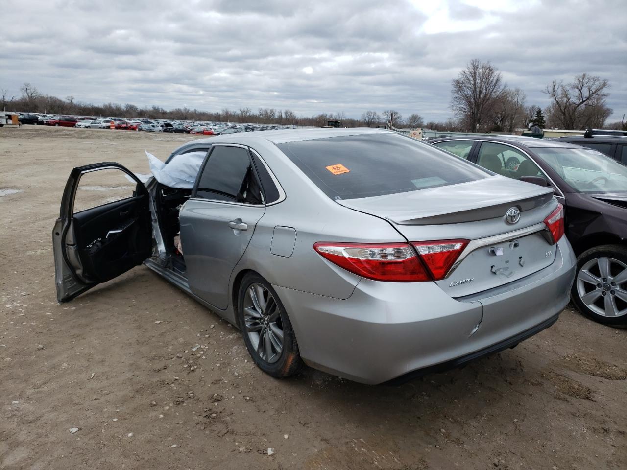 Photo 3 from auction – 2015 TOYOTA CAMRY LE with VIN 4T1BF1FK9FU490604