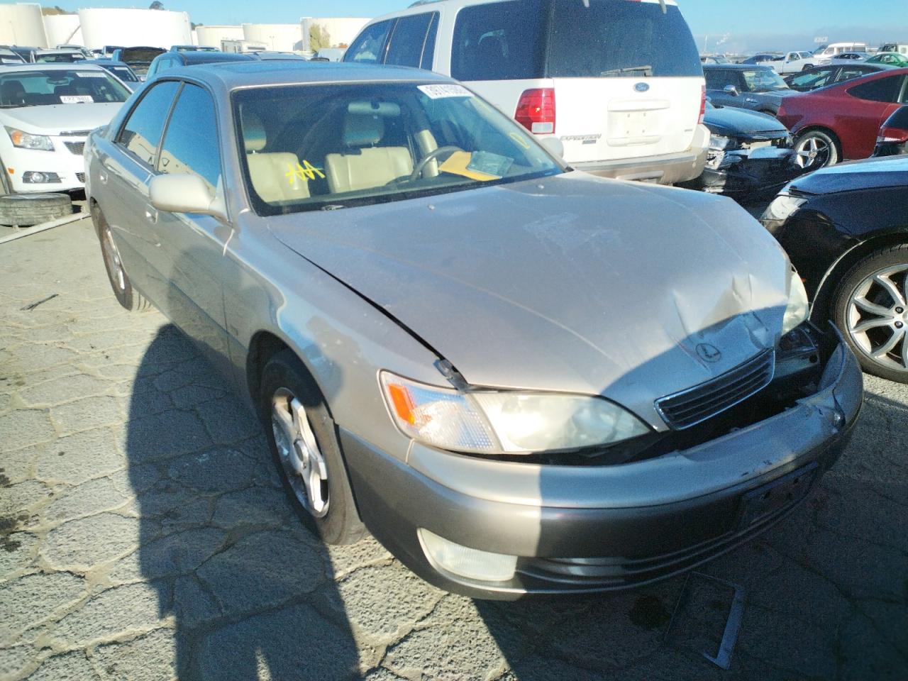 Photo 1 from auction – 1999 LEXUS ES 300 with VIN JT8BF28G1X5070106