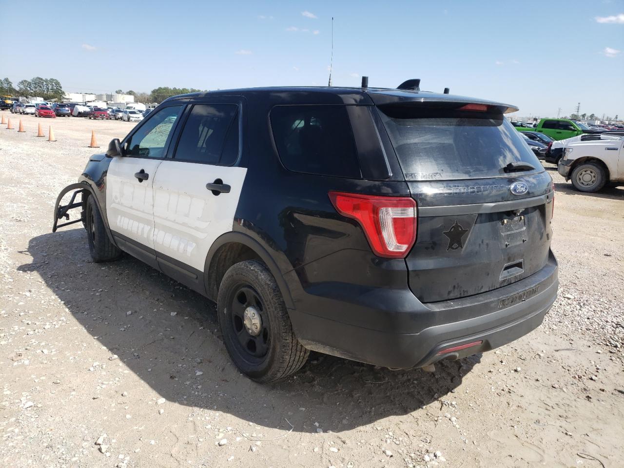 Photo 3 from auction – 2017 FORD EXPLORER P with VIN 1FM5K8AR5HGA36096