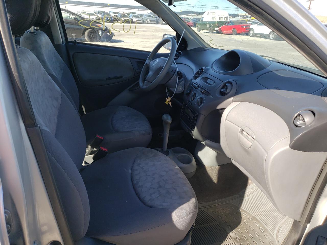 Photo 5 from auction – 2002 TOYOTA ECHO with VIN JTDBT123225027641