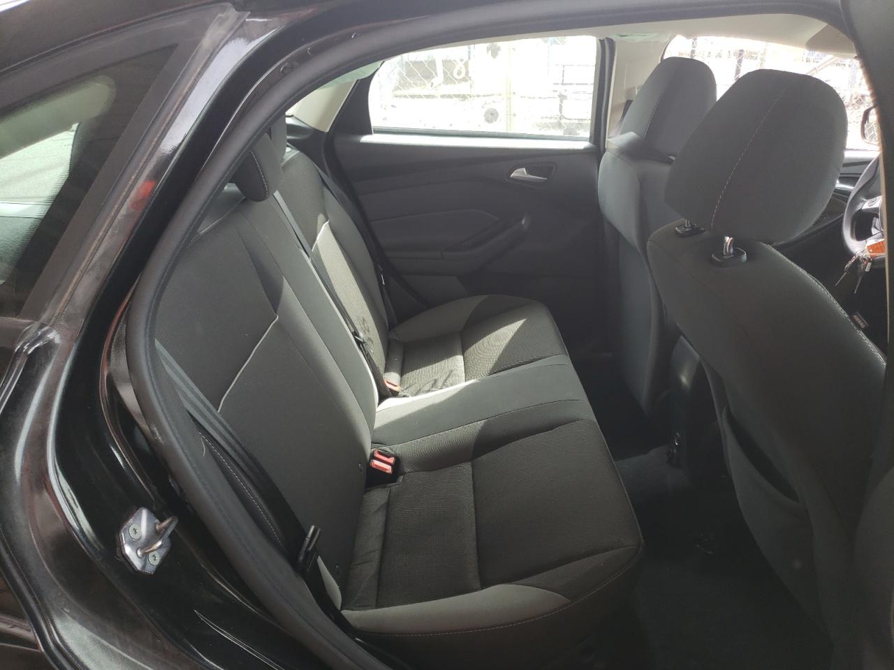 Photo 6 from auction – 2012 FORD FOCUS SE with VIN 1FAHP3F29CL469640