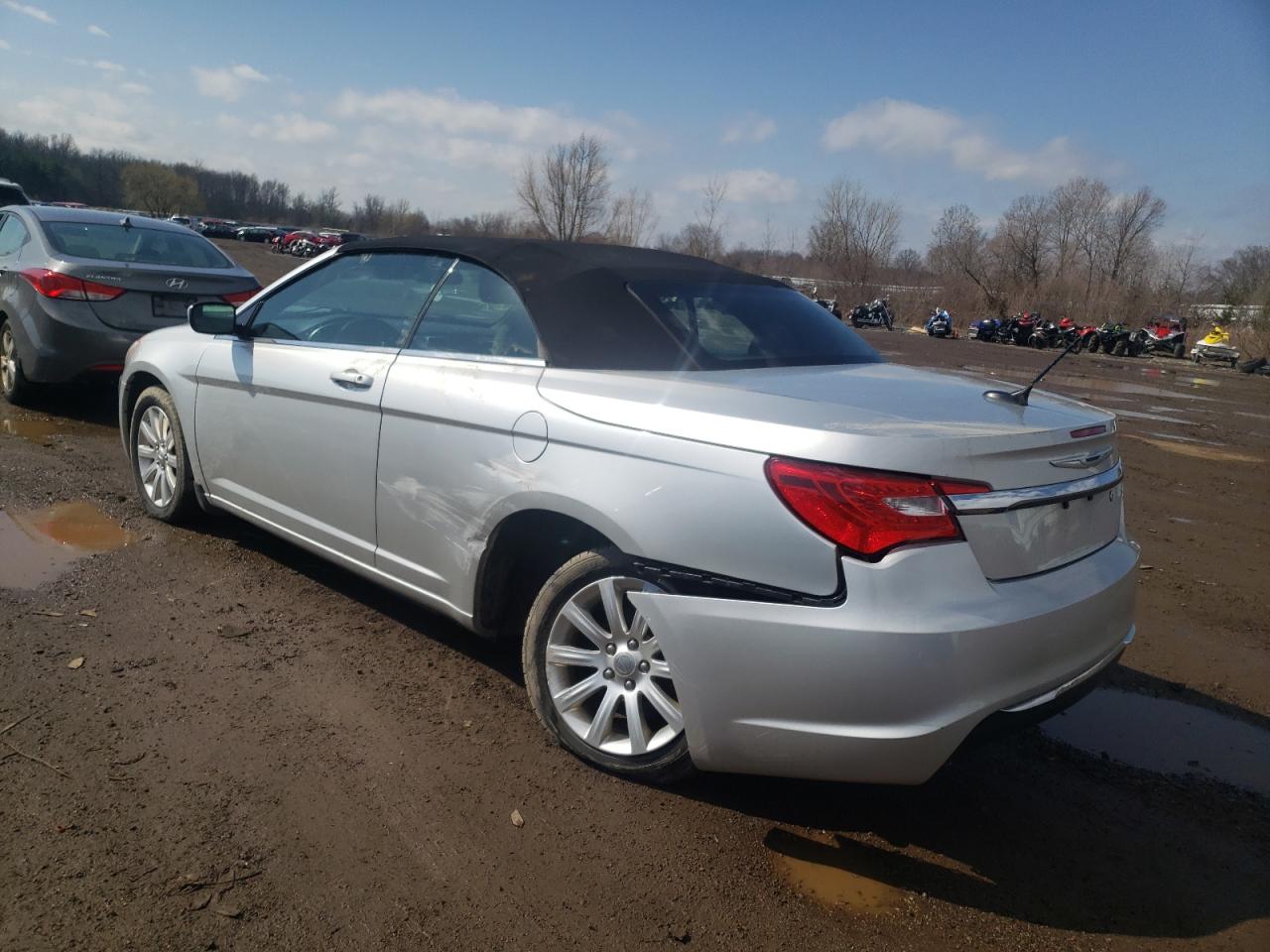 Photo 3 from auction – 2011 CHRYSLER 200 TOURIN with VIN 1C3BC2EG3BN554581