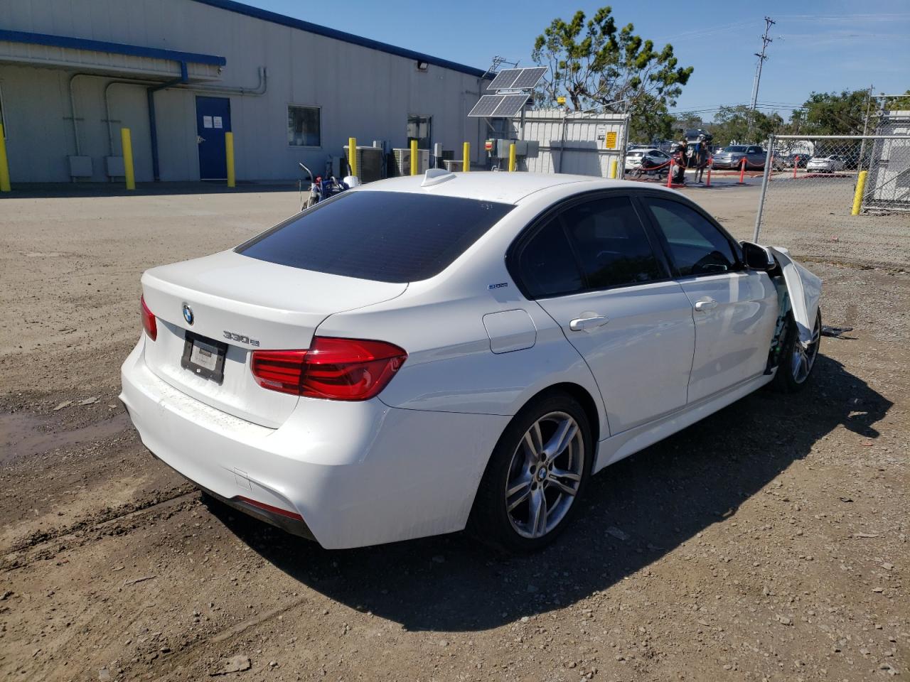 Photo 4 from auction – 2018 BMW 330E with VIN WBA8E1C55JA756420