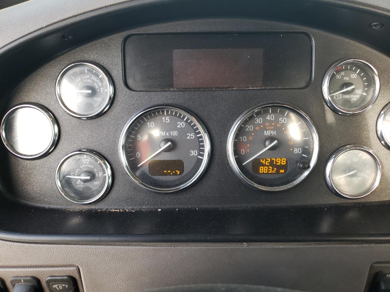 Photo 8 from auction – 2021 PETERBILT PETERBUILT with VIN 1NP3XJEX8MD677907