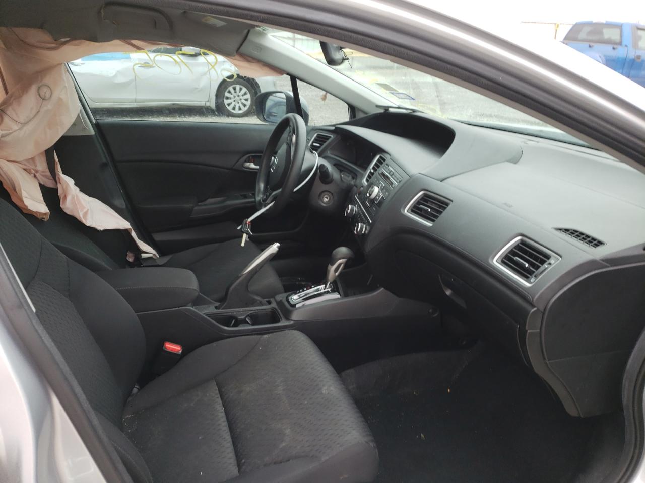 Photo 5 from auction – 2015 HONDA CIVIC with VIN 19XFB2F5XFE077574