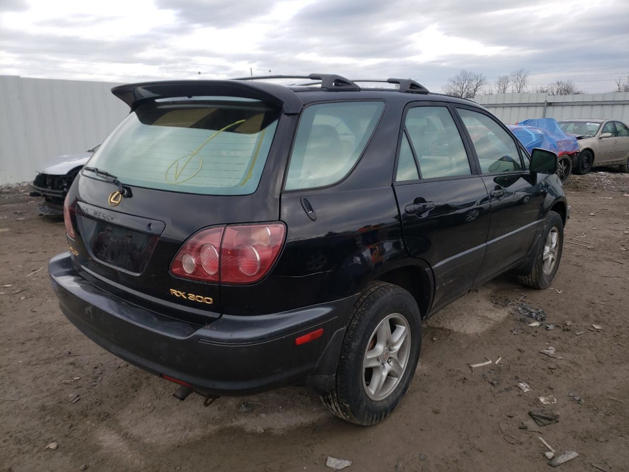 Photo 4 from auction – 2000 LEXUS RX 300 with VIN JT6GF10U3Y0074571