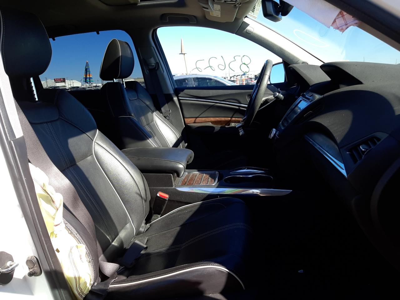 Photo 5 from auction – 2017 ACURA MDX ADVANC with VIN 5FRYD4H85HB008387