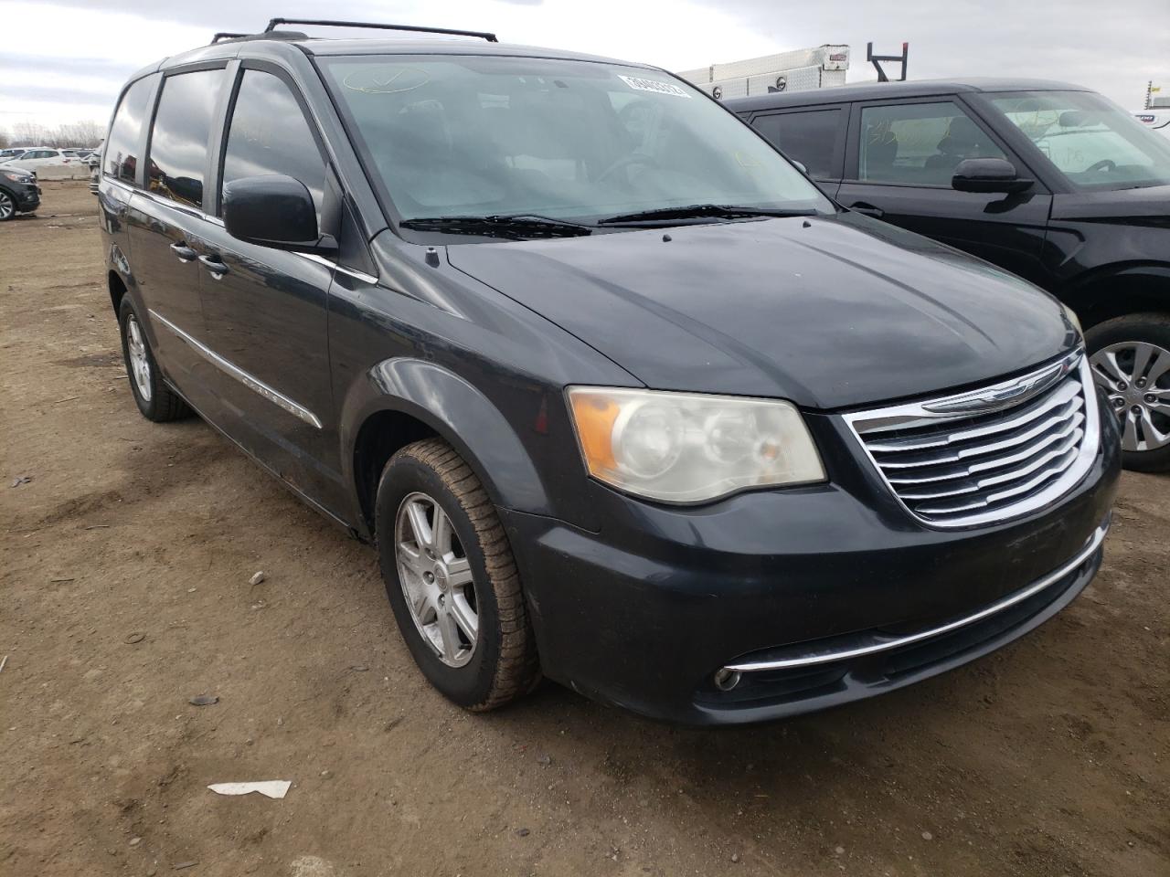 CHRYSLER TOWN & COU 2011 with VIN 2A4RR8DG9BR658972 - Photo from auction