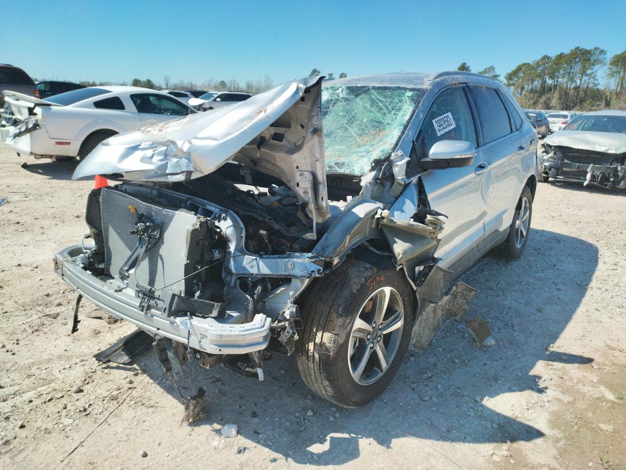 Photo 2 from auction – 2020 FORD EDGE SEL with VIN 2FMPK3J94LBB20485