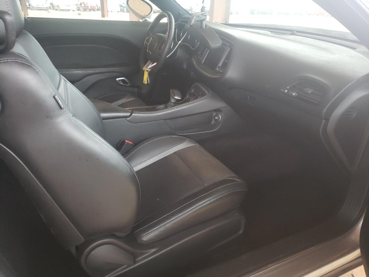 Photo 5 from auction – 2018 DODGE CHALLENGER with VIN 2C3CDZGG0JH184303