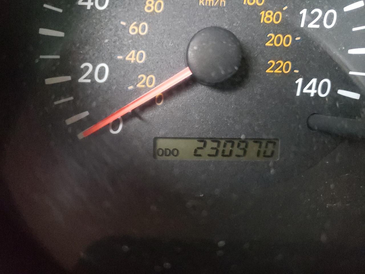 Photo 8 from auction – 2003 TOYOTA HIGHLANDER with VIN JTEHF21A230139597