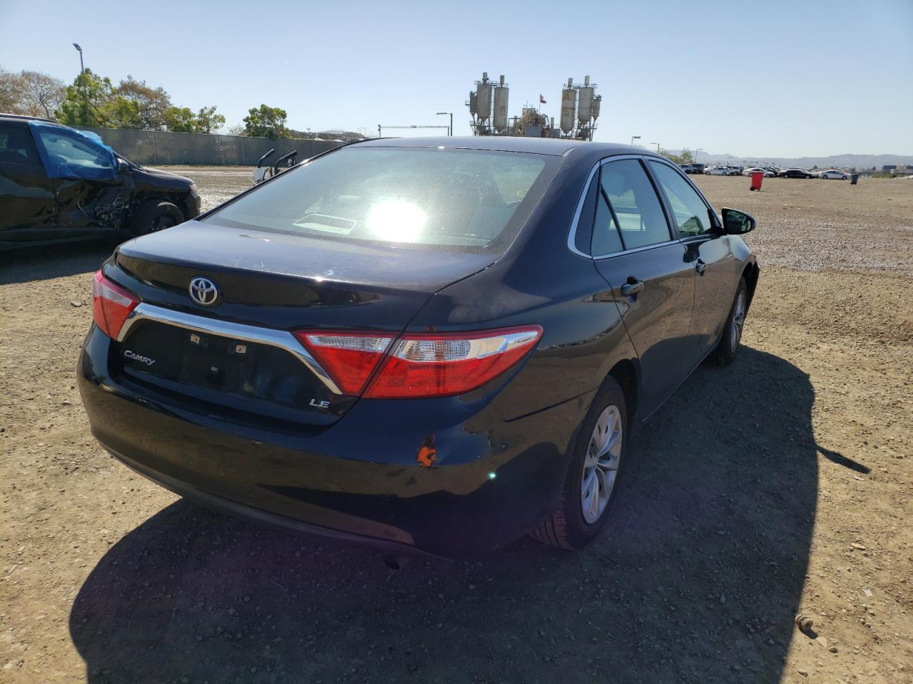 Photo 4 from auction – 2017 TOYOTA CAMRY LE with VIN 4T1BF1FK2HU399094