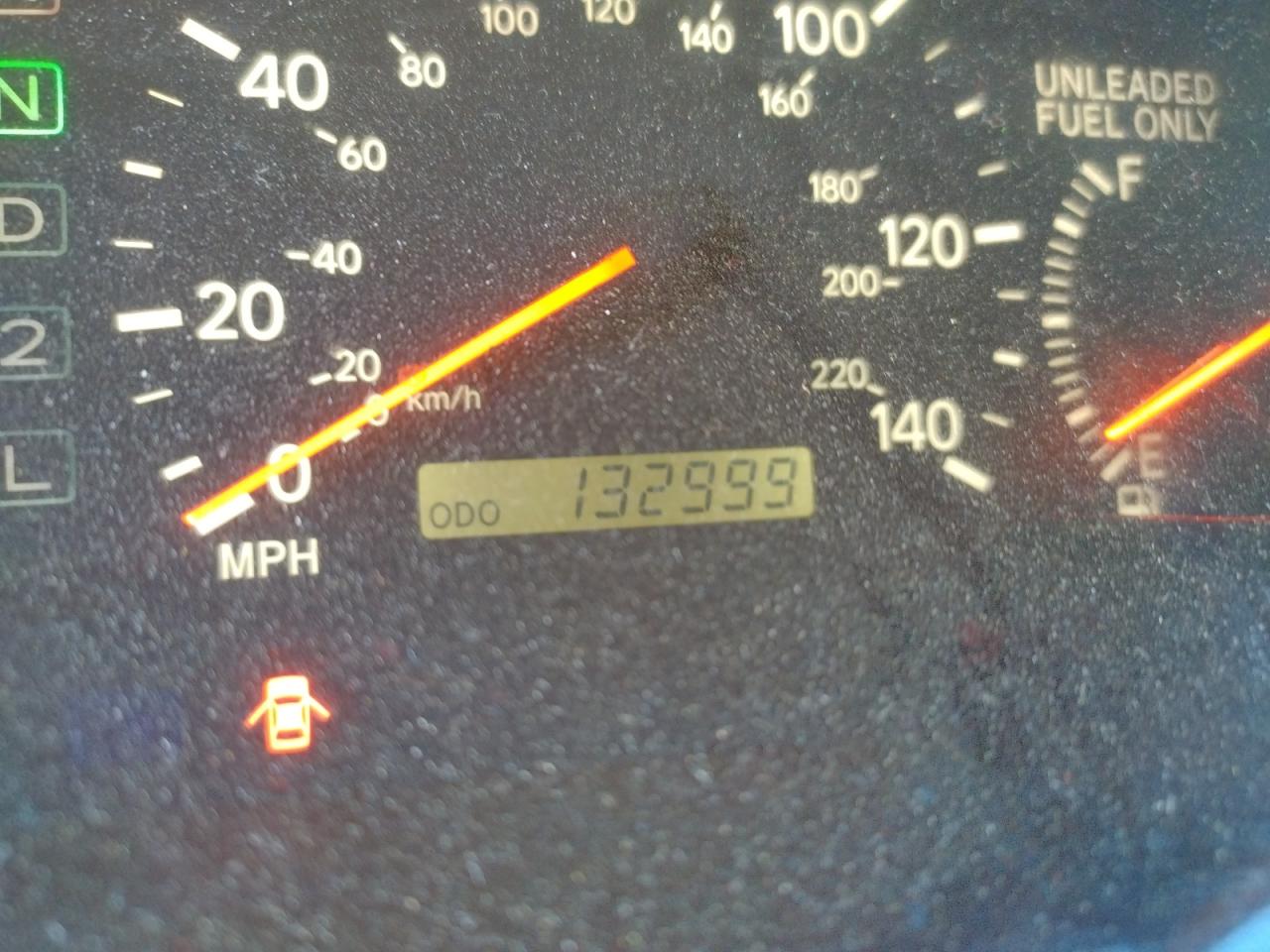 Photo 8 from auction – 1999 LEXUS ES 300 with VIN JT8BF28G1X5070106