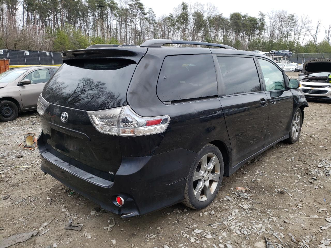 Photo 4 from auction – 2011 TOYOTA SIENNA SPO with VIN 5TDXK3DC2BS033287