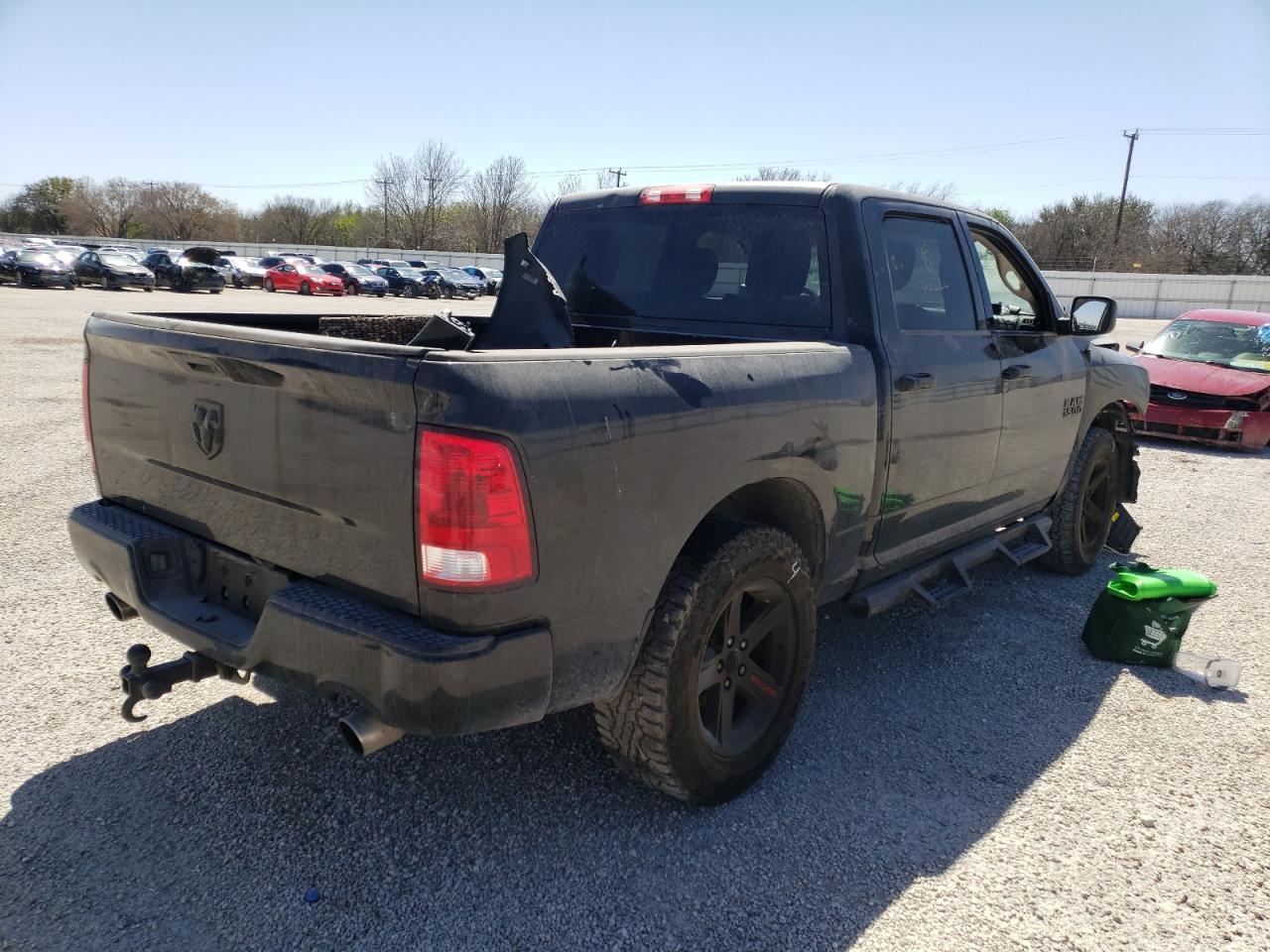 Photo 4 from auction – 2016 RAM 1500 ST with VIN 3C6RR7KTXGG312224