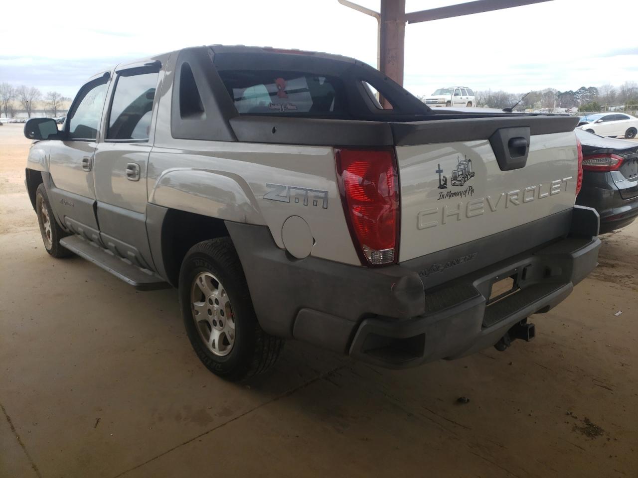Photo 3 from auction – 2002 CHEVROLET AVALANCHE with VIN 3GNEC13T32G194991