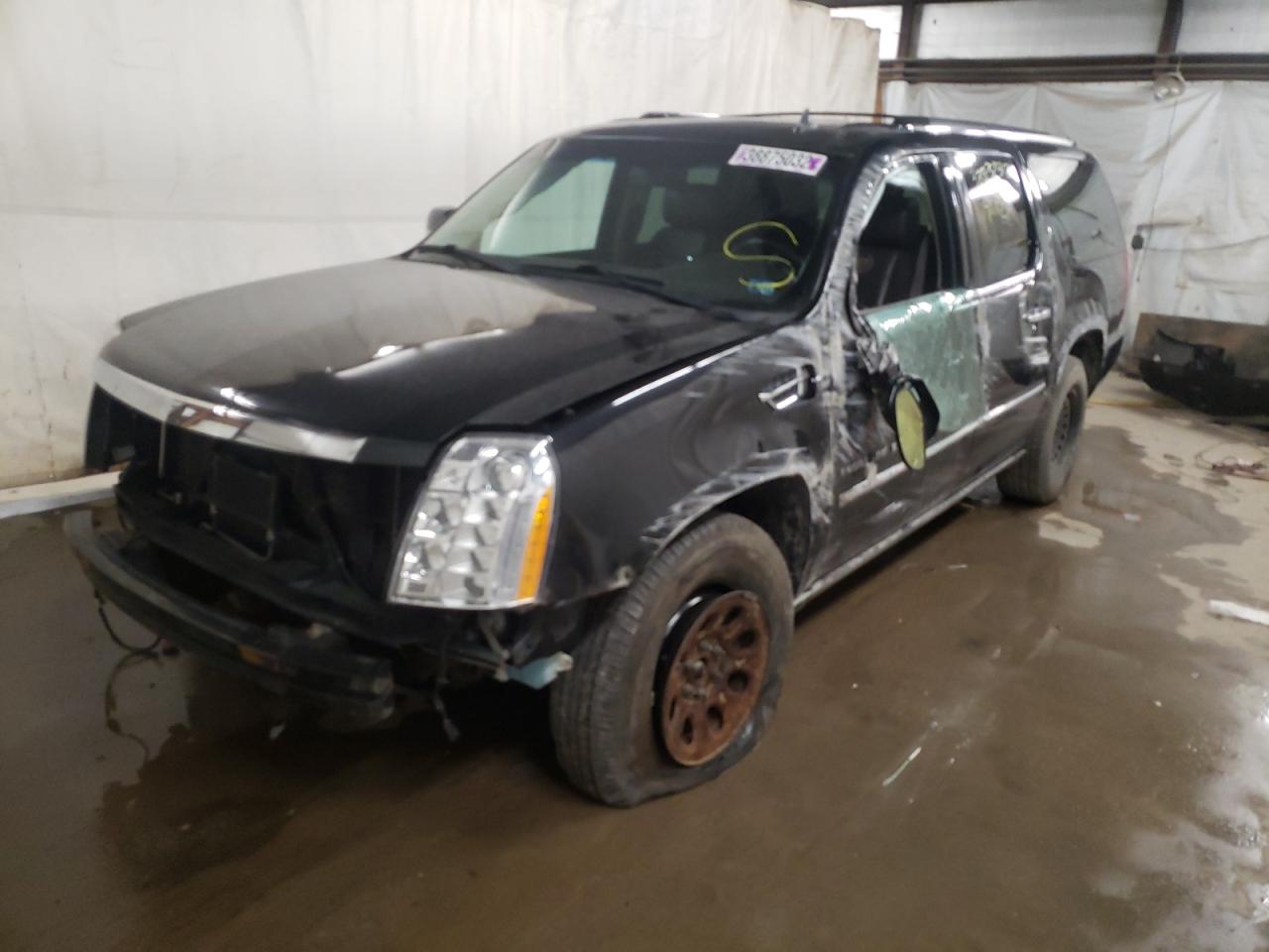 Photo 2 from auction – 2011 CADILLAC ESCALADE E with VIN 1GYS4KEF3BR194408