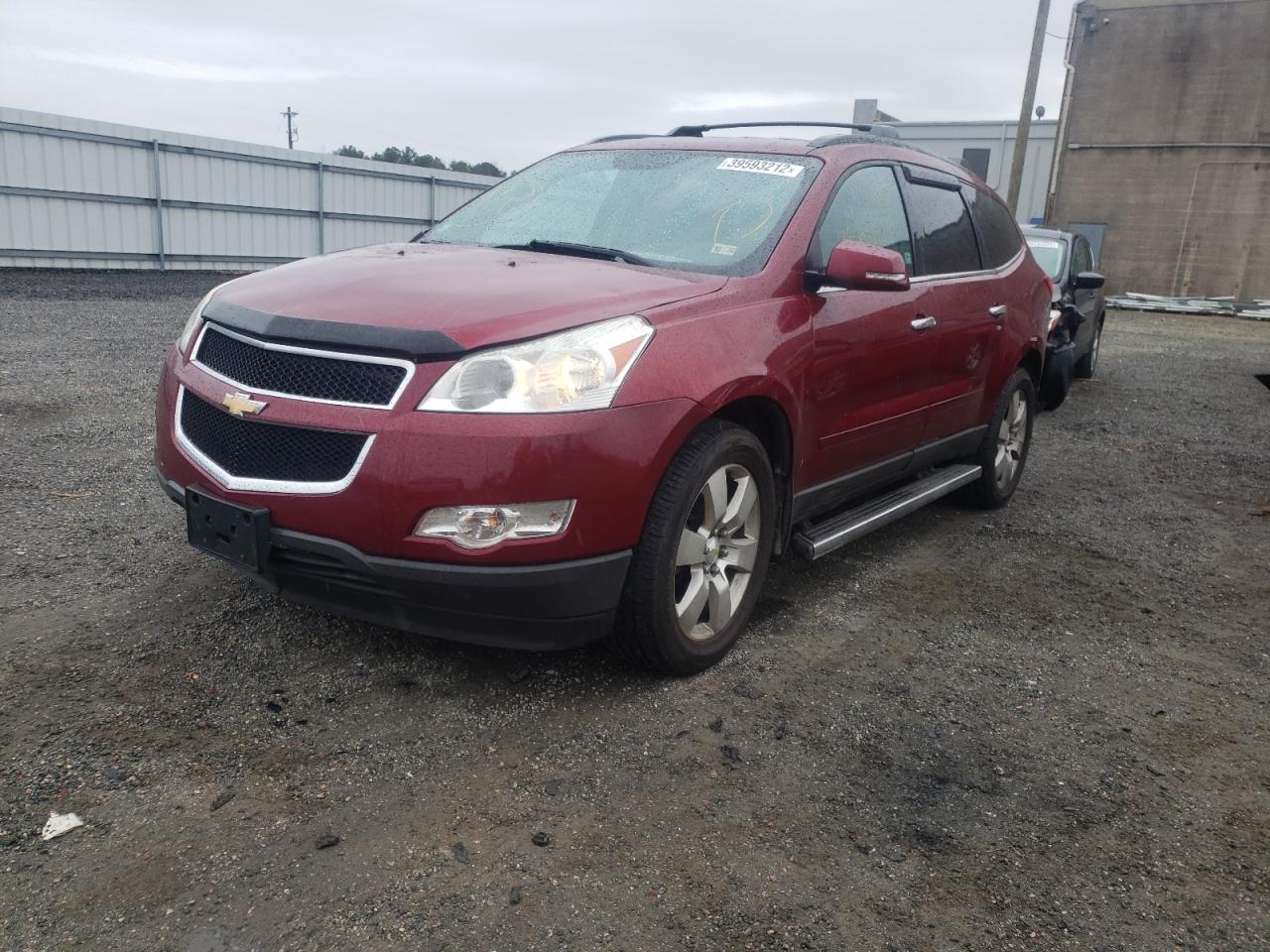 Photo 2 from auction – 2011 CHEVROLET TRAVERSE L with VIN 1GNKVGED0BJ323211