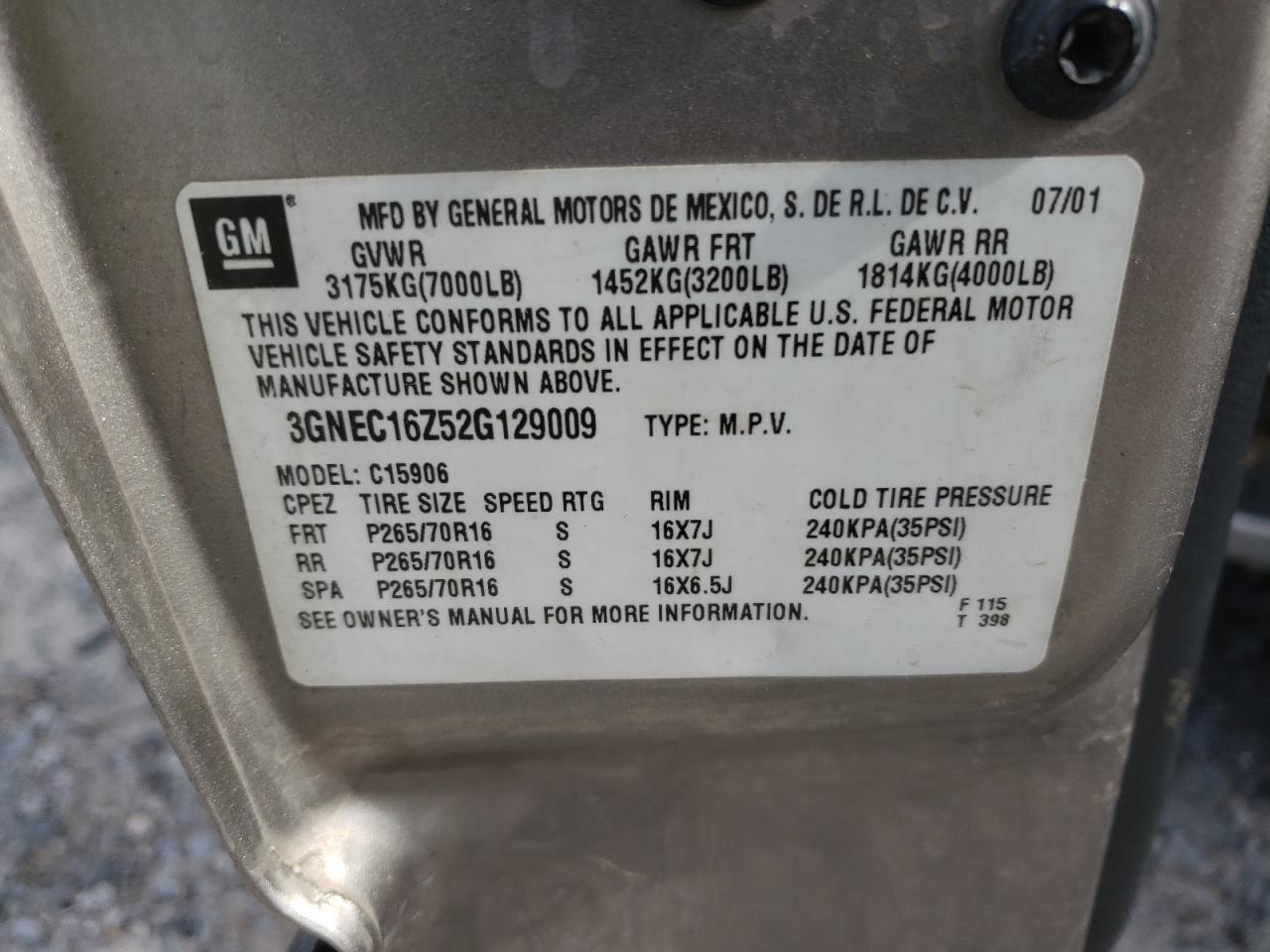 Photo 10 from auction – 2002 CHEVROLET SUBURBAN with VIN 3GNEC16Z52G129009