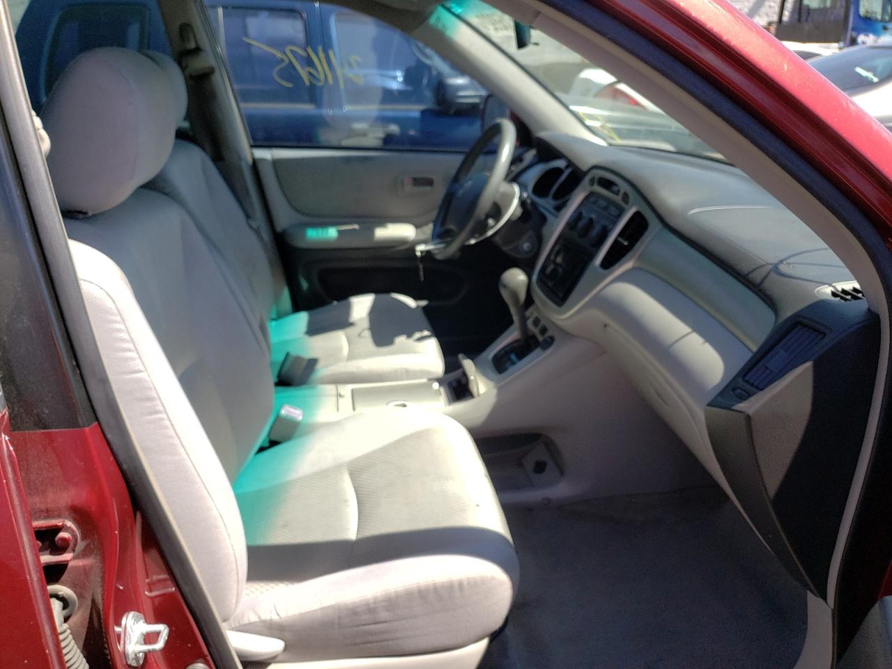 Photo 5 from auction – 2006 TOYOTA HIGHLANDER with VIN JTEGD21A860135964