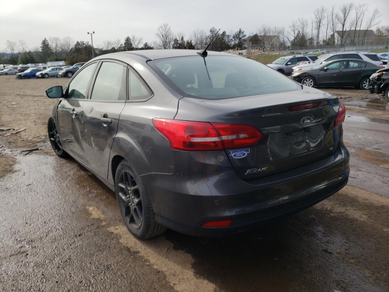 Photo 3 from auction – 2016 FORD FOCUS SE with VIN 1FADP3F2XGL273470