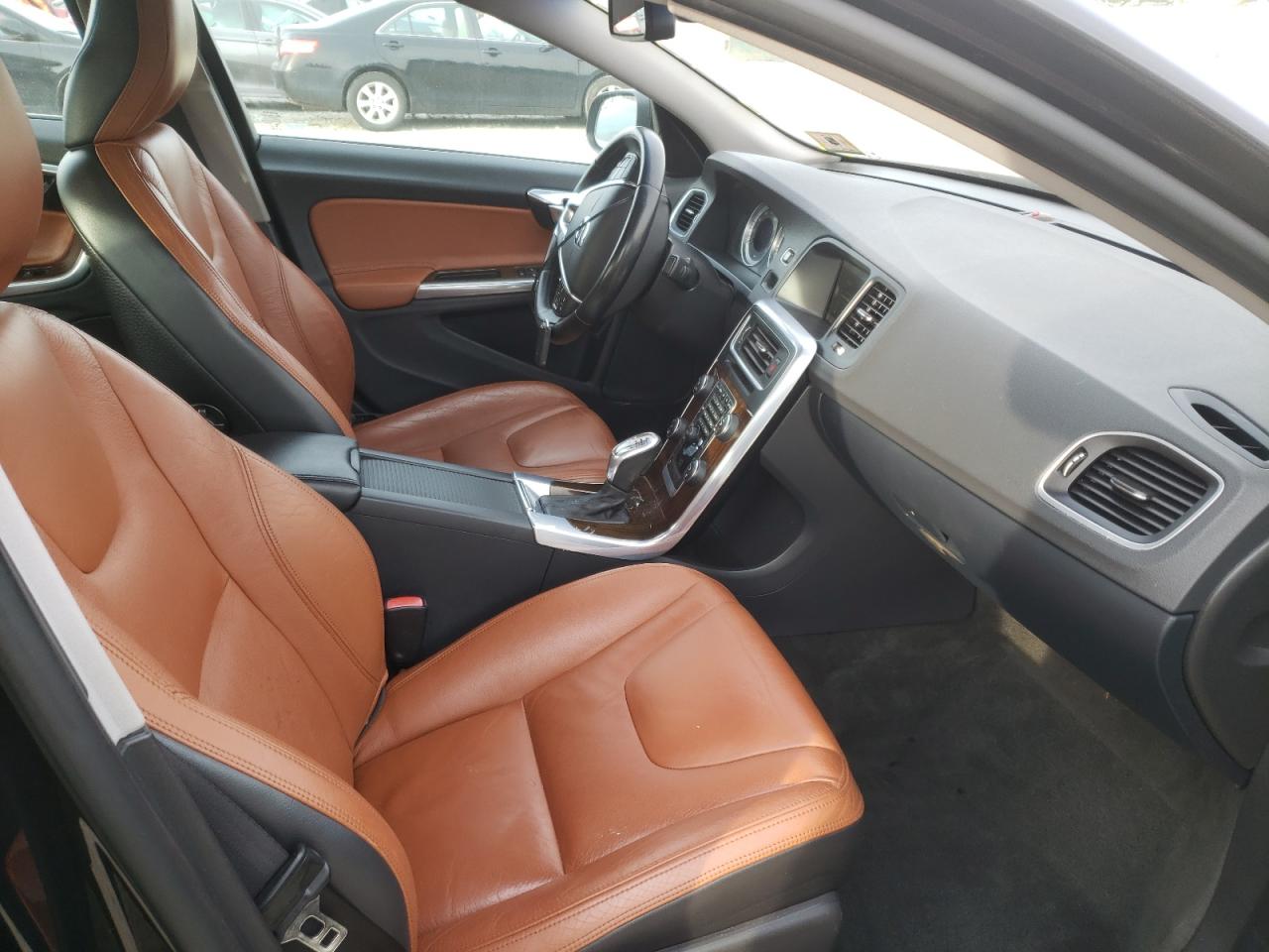 Photo 5 from auction – 2013 VOLVO S60 T5 with VIN YV1612FH3D2208846