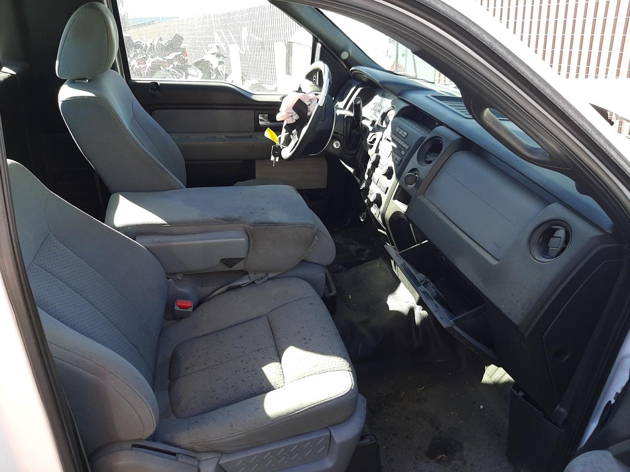 Photo 5 from auction – 2014 FORD F150 with VIN 1FTMF1CM7EKE01366