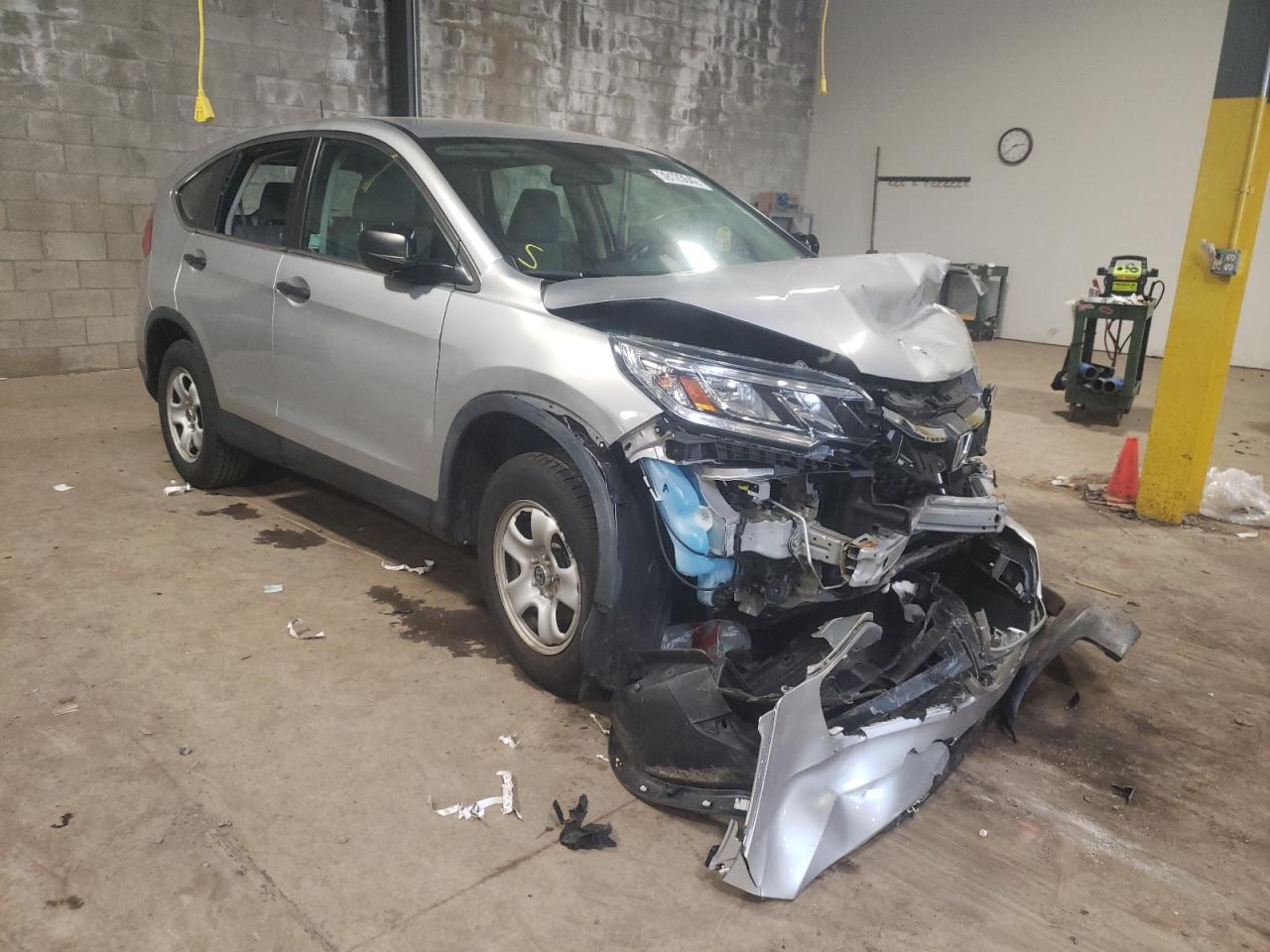 HONDA CR-V LX 2016 with VIN 5J6RM4H33GL116345 - Photo from auction