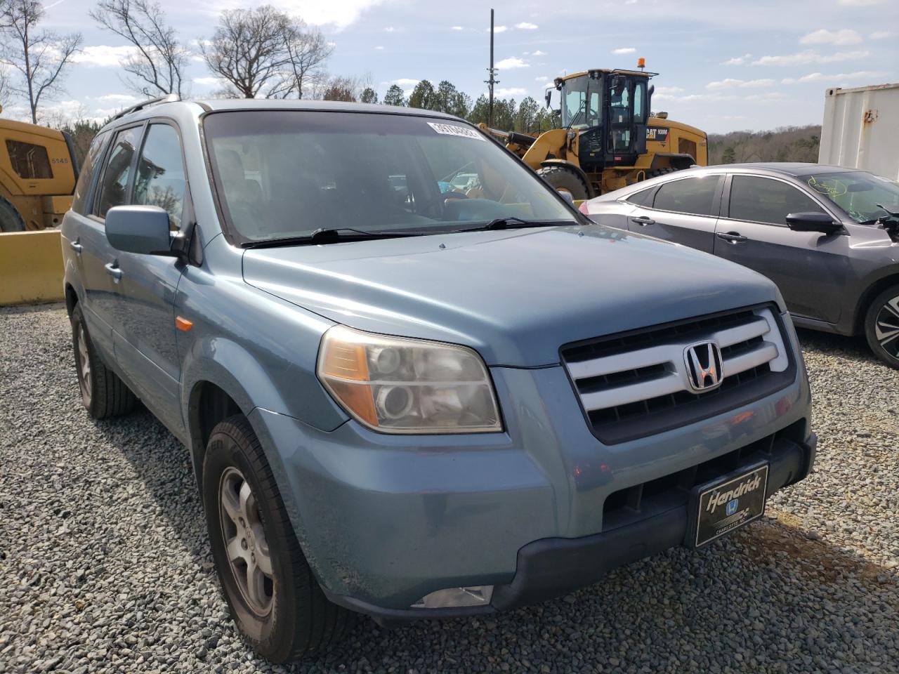 HONDA PILOT EX 2006 with VIN 5FNYF28426B043723 - Photo from auction
