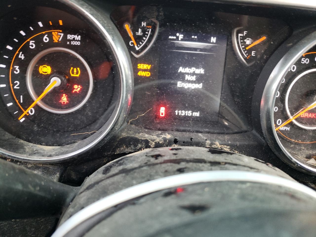 Photo 8 from auction – 2020 JEEP GLADIATOR with VIN 1C6HJTAG8LL211888