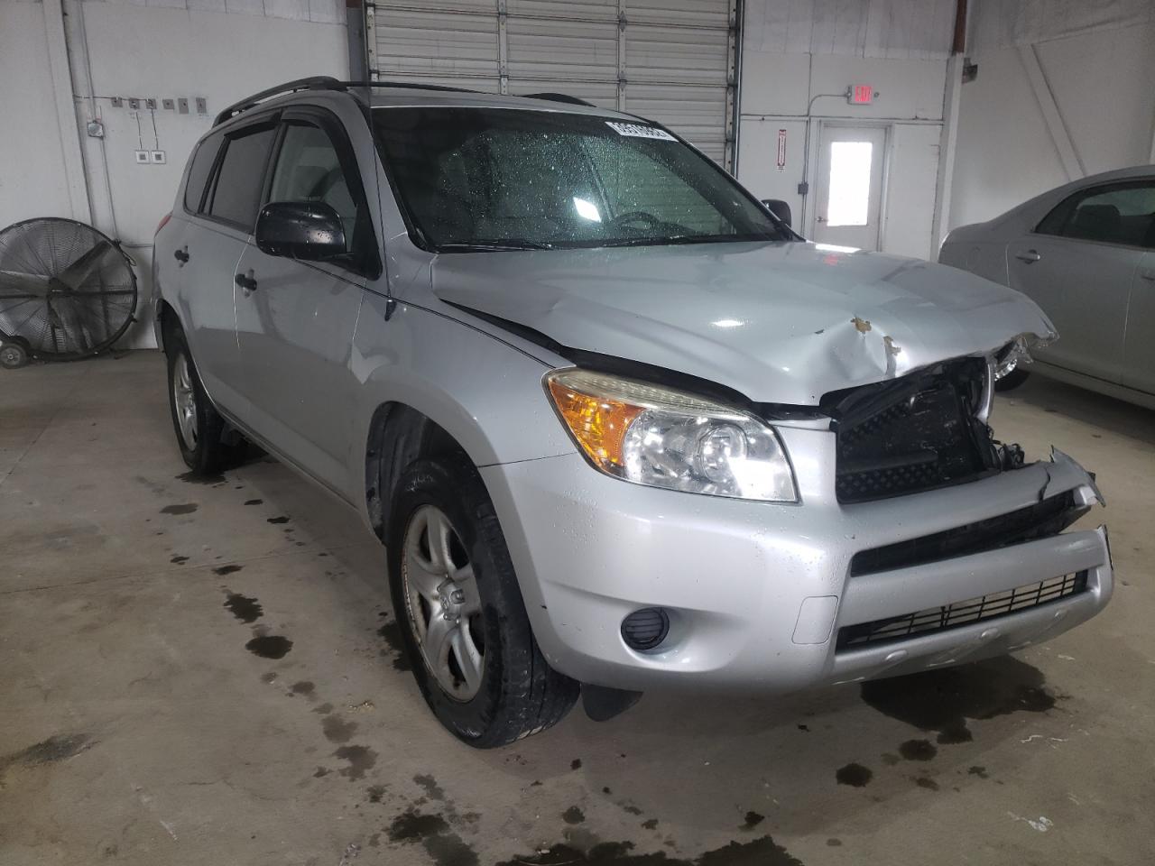 TOYOTA RAV4 2006 with VIN JTMBD33V665037085 - Photo from auction